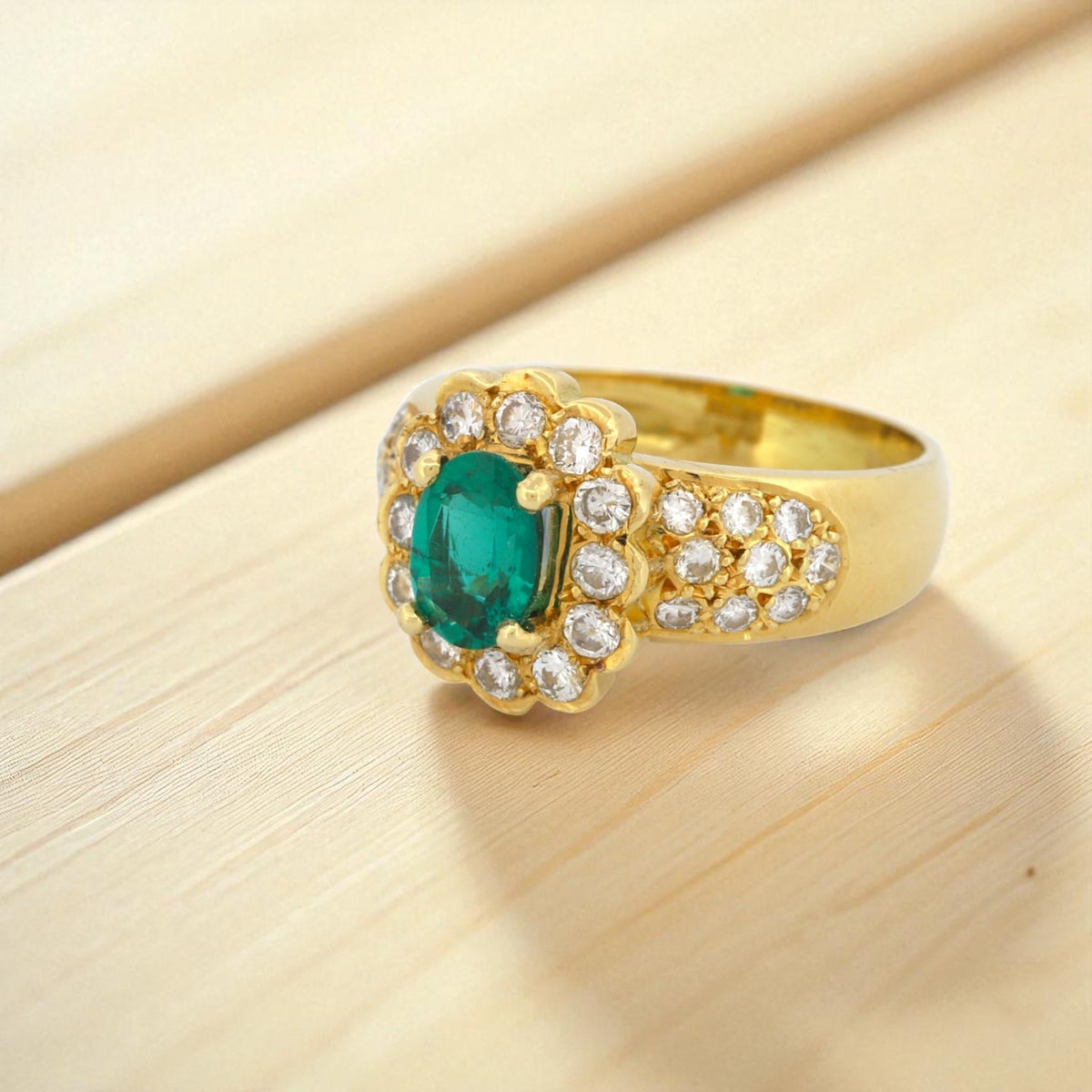 When Love Lives in Gold: The Story Behind a Vintage Emerald Ring