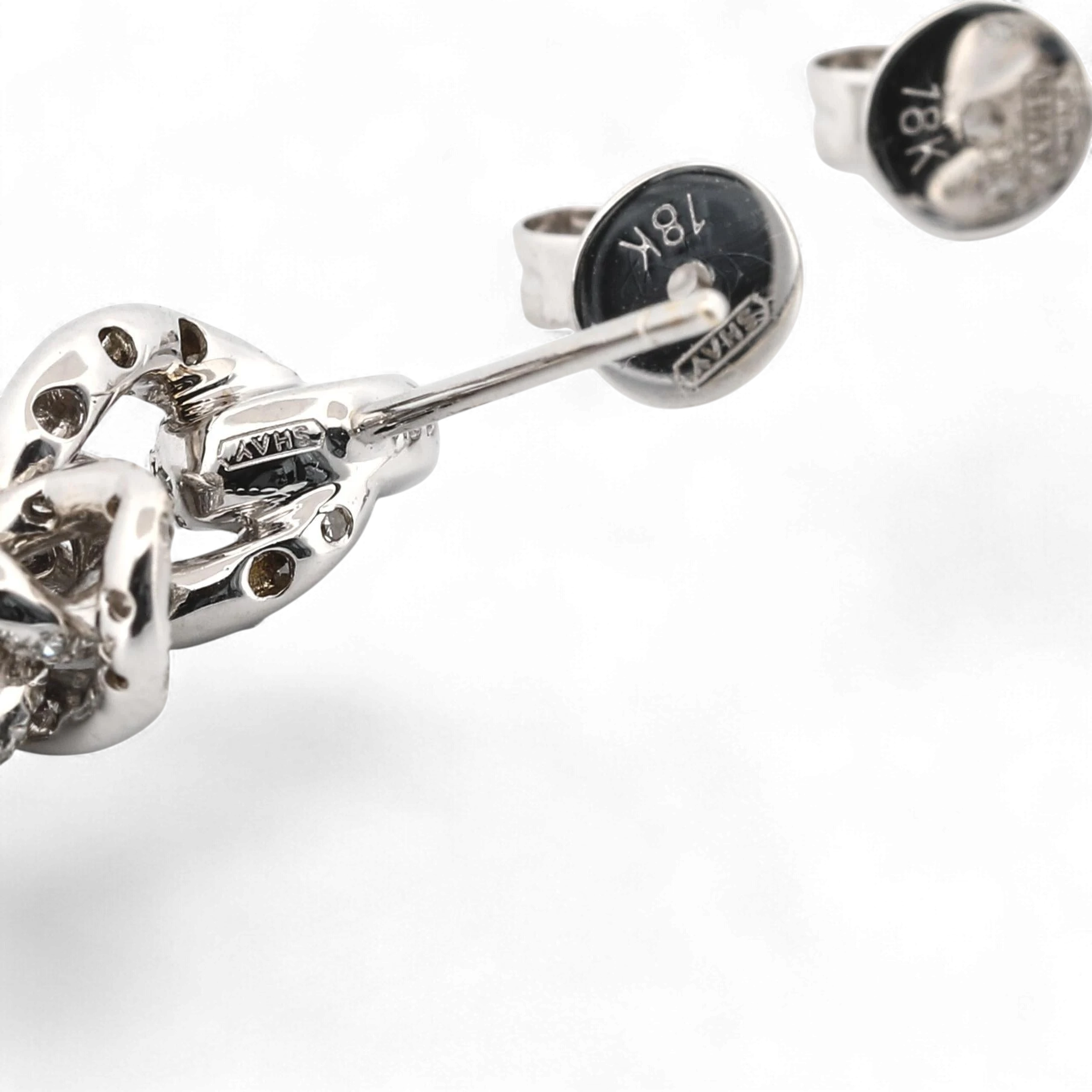 31 Jewels Inc. Shay 18K white gold curb link drop earrings featuring pavé diamonds and signed earring backs.