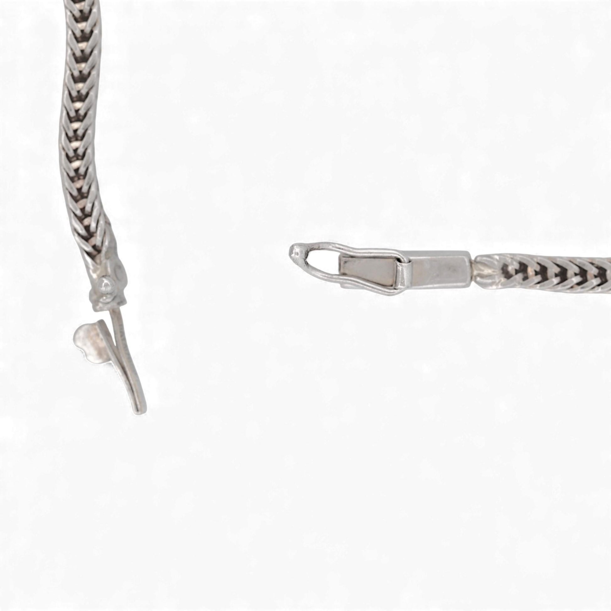 14k White Gold Tapered Diamond Row Bracelet 1.00ct Size Small