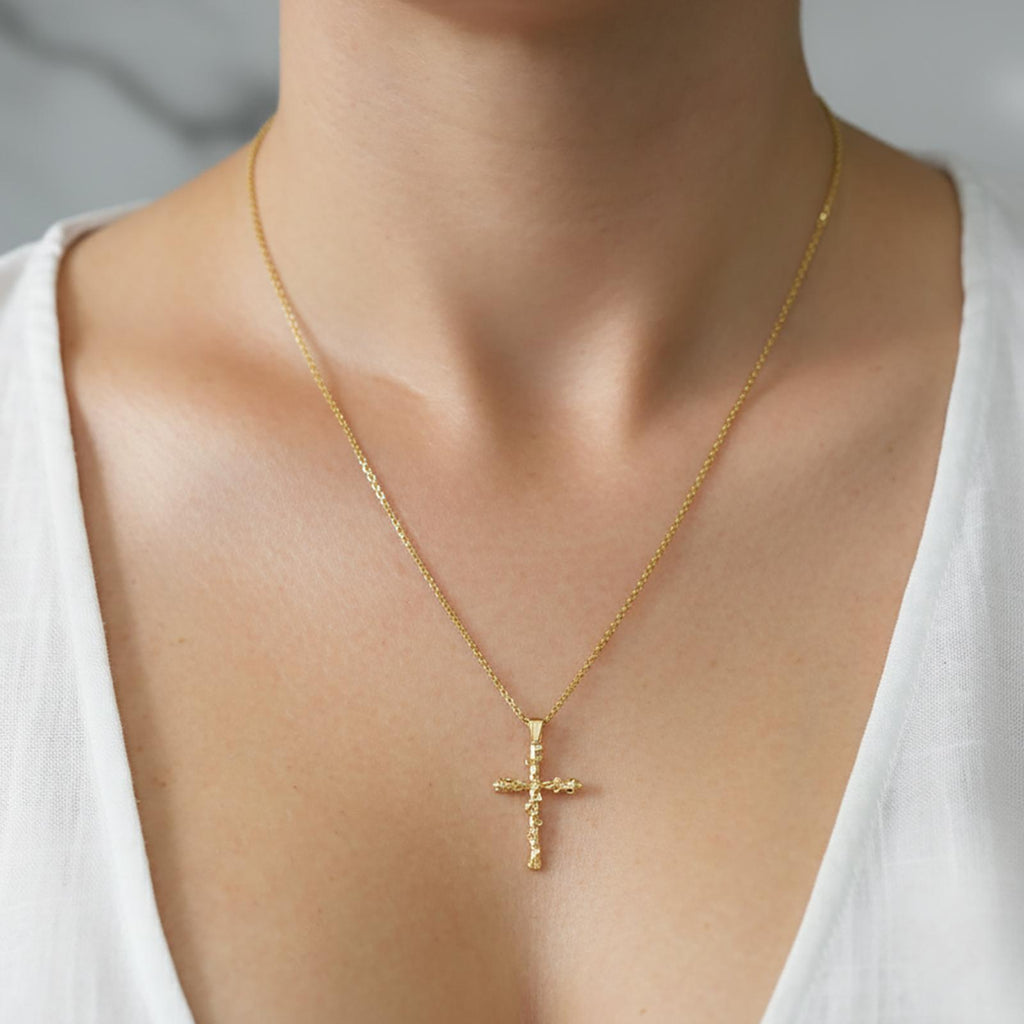 Vintage 18k Yellow Gold Diamond-Cut Michael Anthony Cross Pendant Necklace